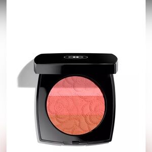 Chanel CAMÉLIA FUTURA Powder Blush Trio - Limited Edition